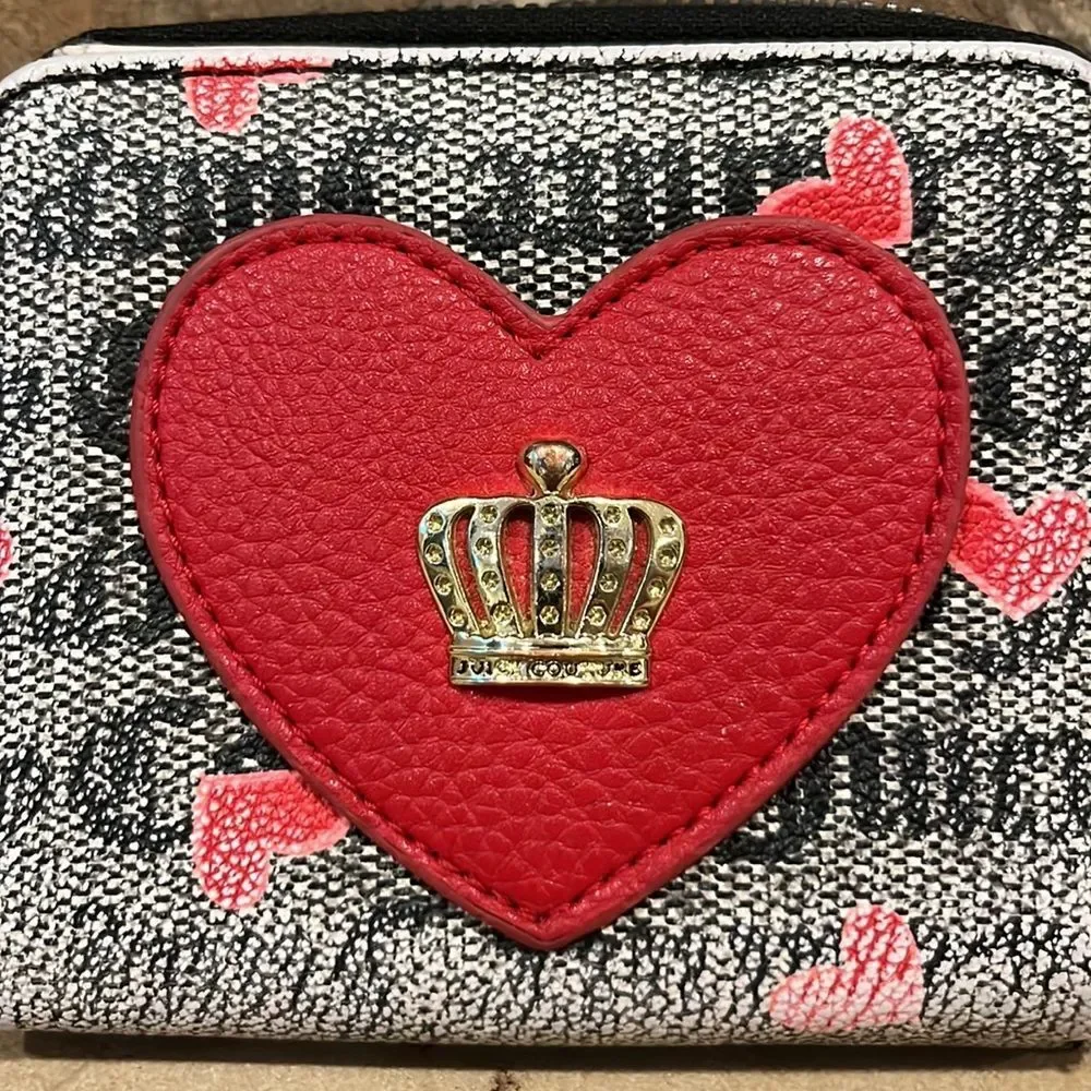 Juicy Couture Heart Crown Bifold Zipper Wallet